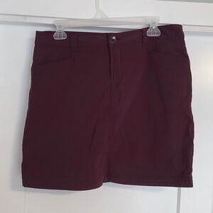 Eddie Bauer skort.
